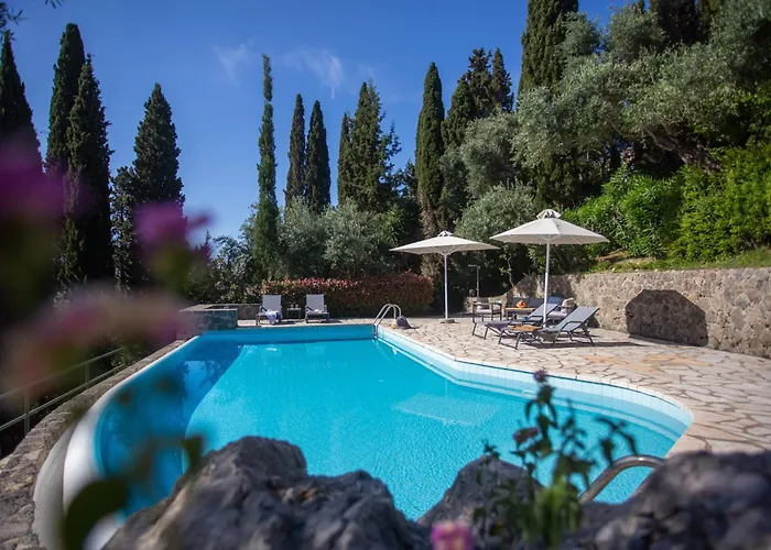 Lucky Villas